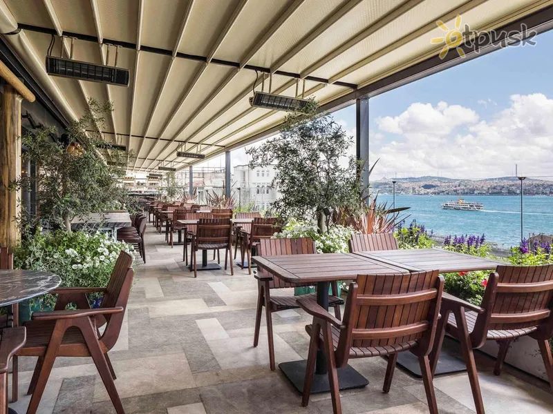 Фото отеля Novotel Istanbul Bosphorus 5* Stambula Turcija bāri un restorāni