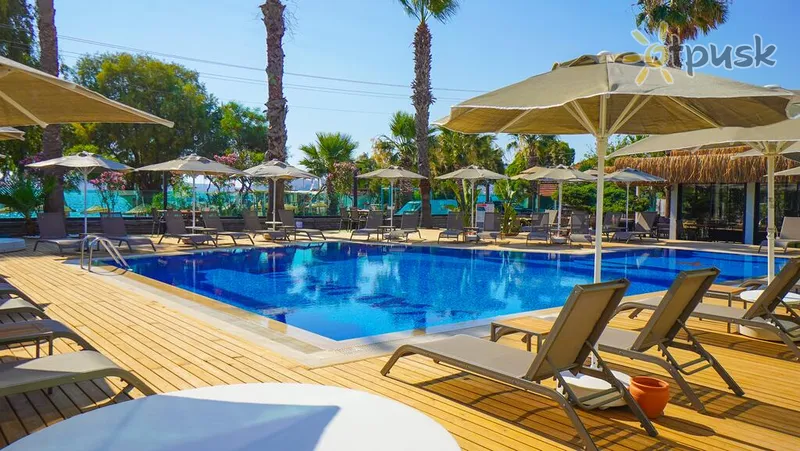 Фото отеля Yalipark Beach Hotel 3* Bodruma Turcija ārpuse un baseini