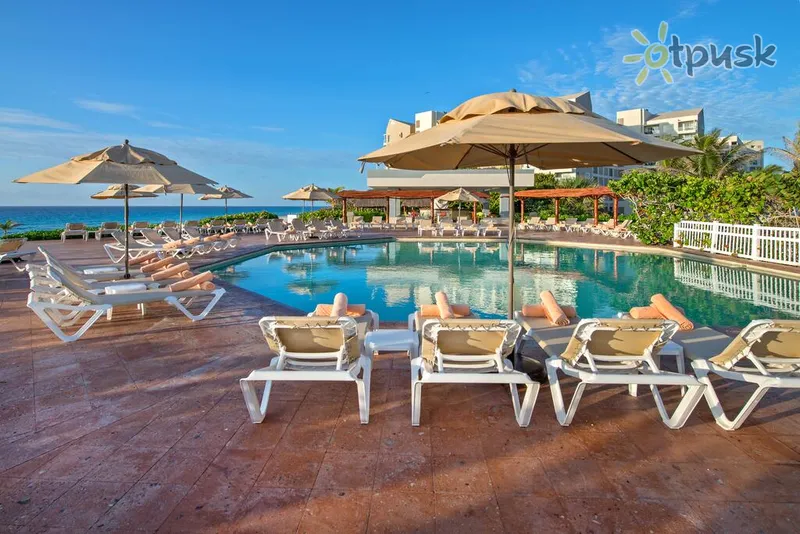 Фото отеля Park Royal Beach Cancun 4* Канкун Мексика экстерьер и бассейны