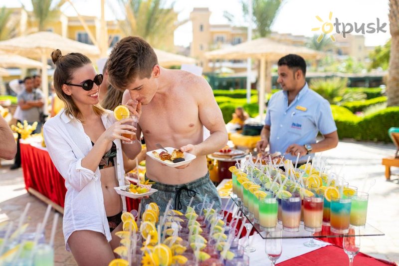 Фото отеля The Three Corners Sunny Beach Resort 4* Хургада Египет бары и рестораны