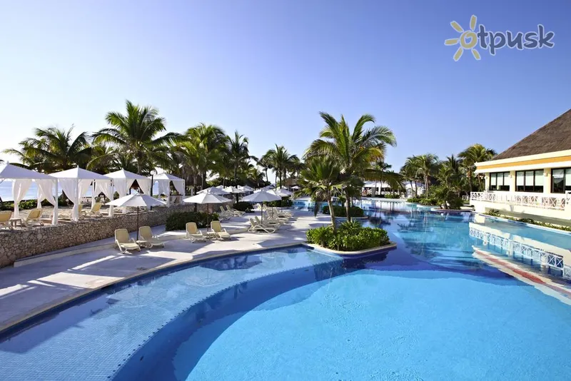 Фото отеля Luxury Bahia Principe Akumal 5* Рив'єра Майя Мексика екстер'єр та басейни