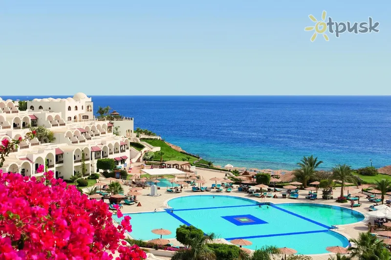 Фото отеля Movenpick Sharm el Sheikh Naama Bay 4* Шарм эль Шейх Египет экстерьер и бассейны