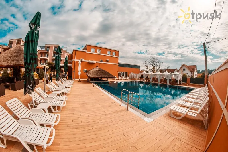 Фото отеля Solaris Resort 4* Vrnjacka-Banja Serbija ārpuse un baseini