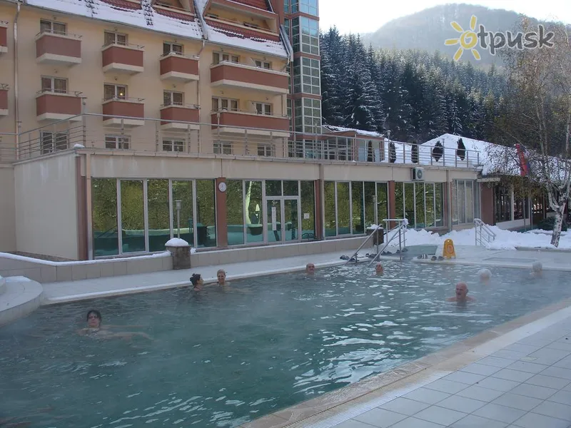 Фото отеля Jelak Hotel 3* Копаонік Сербія екстер'єр та басейни