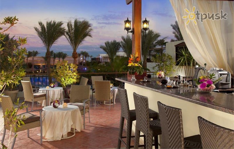 Фото отеля Sierra Sharm El Sheikh Hotel 5* Шарм эль Шейх Египет бары и рестораны