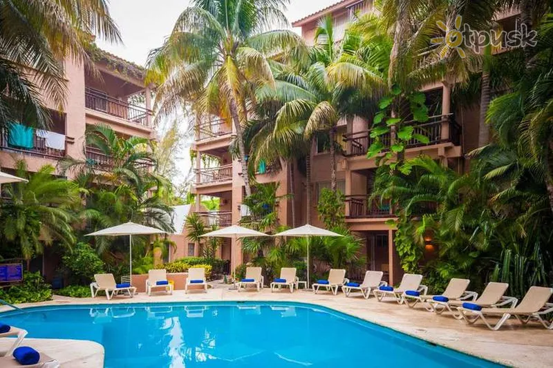 Фото отеля Tukan Hotel & Beach Club 4* Плая дель Кармен Мексика экстерьер и бассейны