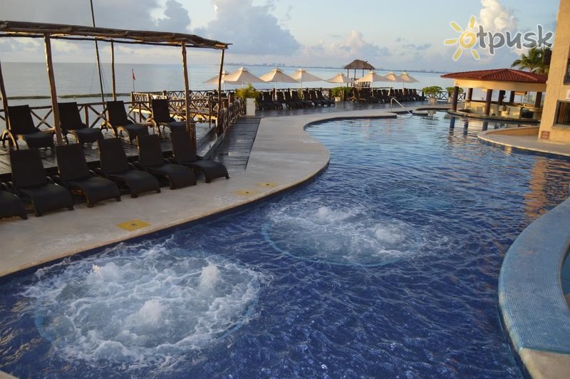 Фото отеля All Ritmo Cancun Resort & Waterpark 4* Канкун Мексика экстерьер и бассейны