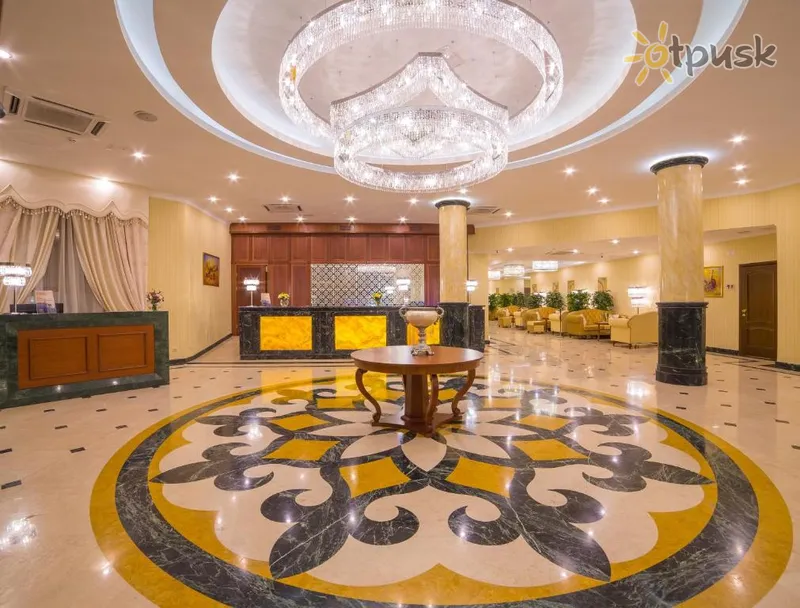Фото отеля Ramada by Wyndham Almaty 4* Алматы Казахстан лобби и интерьер
