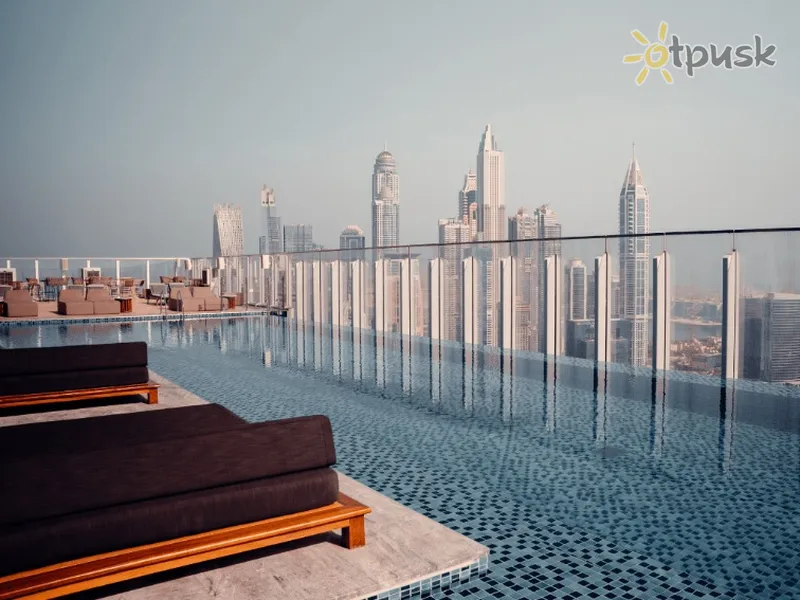 Фото отеля Taj Jumeirah Lakes Towers 5* Dubajus JAE išorė ir baseinai