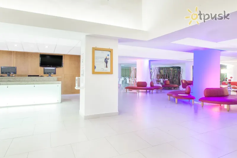 Фото отеля Ramada by Wyndham Cancun City 4* Канкун Мексика лобби и интерьер
