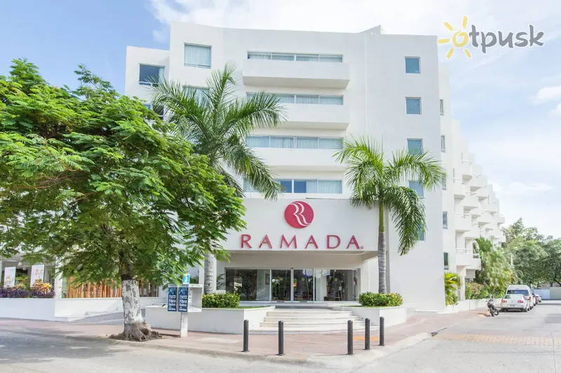 Фото отеля Ramada by Wyndham Cancun City 4* Kankunas Meksika išorė ir baseinai