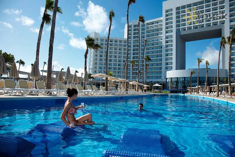 Фото отеля Riu Palace Peninsula Hotel 5* Канкун Мексика екстер'єр та басейни