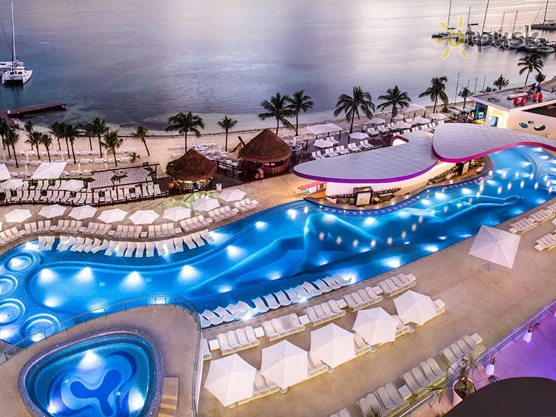 Фото отеля Temptation Cancun Resort 5* Канкун Мексика екстер'єр та басейни