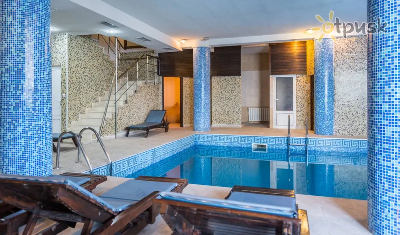 Фото отеля Elegant Lodge Hotel 3* Bansko Bulgarija išorė ir baseinai
