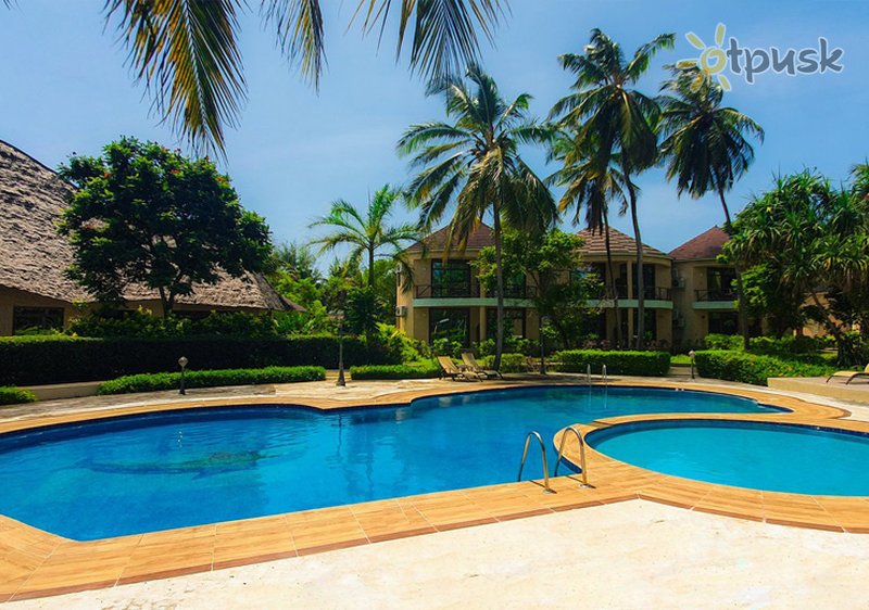 Фото отеля AHG Maya Bay Resort & Spa 4* Мичамви Танзания экстерьер и бассейны