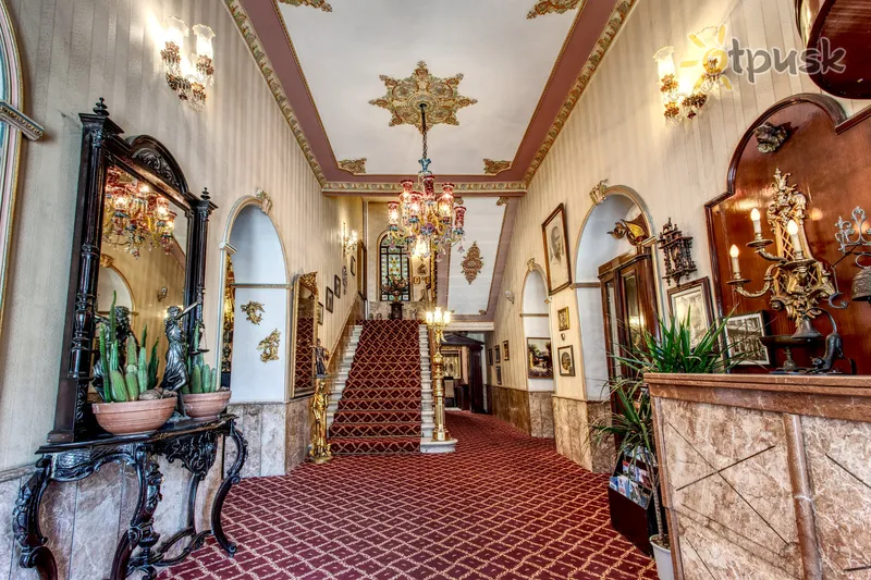 Фото отеля Grand Hotel de Londres 4* Stambula Turcija vestibils un interjers
