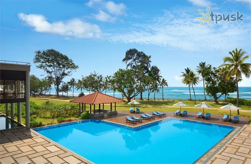 Фото отеля Cinnamon Bey Beruwala 5* Beruwala Šri Lanka išorė ir baseinai