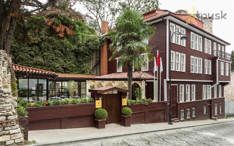 Фото отеля Ishak Pasa Hotel 3* Стамбул Турция экстерьер и бассейны