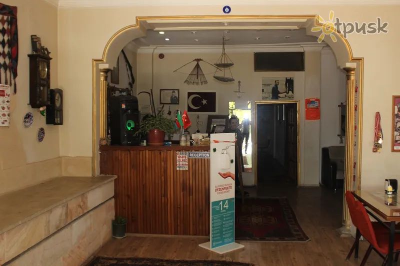 Фото отеля Crazyhorse Hotels 3* Kapadokija Turcija vestibils un interjers