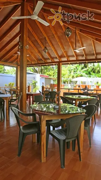 Фото отеля Charming Holiday Lodge 3* Addu atolas Maldyvai barai ir restoranai