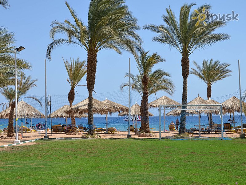 Фото отеля Jaz Fayrouz Resort 4* Шарм эль Шейх Египет пляж