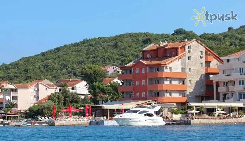 Фото отеля Samardzic Aparthotel 3* Tivatas Juodkalnija išorė ir baseinai