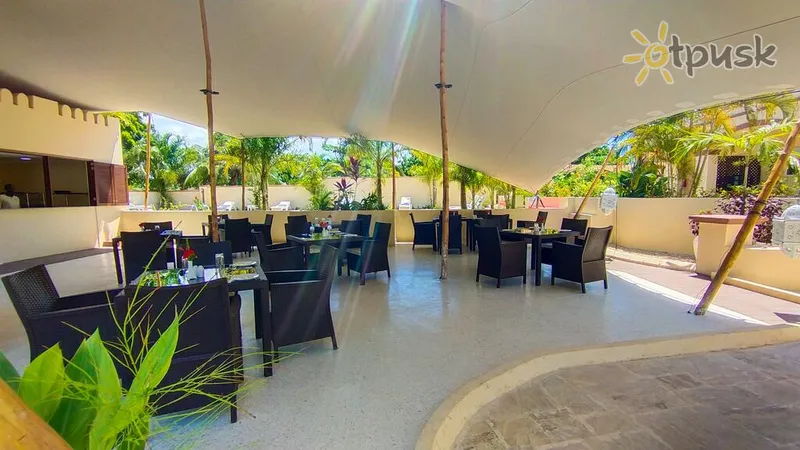 Фото отеля Golden Palm Boutique 3* Занзибар – город Танзания бары и рестораны