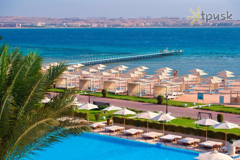 Фото отеля Premier Le Reve Hotel & Spa 5* Сахл Хашиш Египет пляж