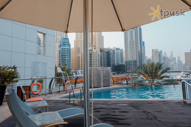 Фото отеля Signature 1 Hotel Tecom 4* Дубай ОАЭ экстерьер и бассейны
