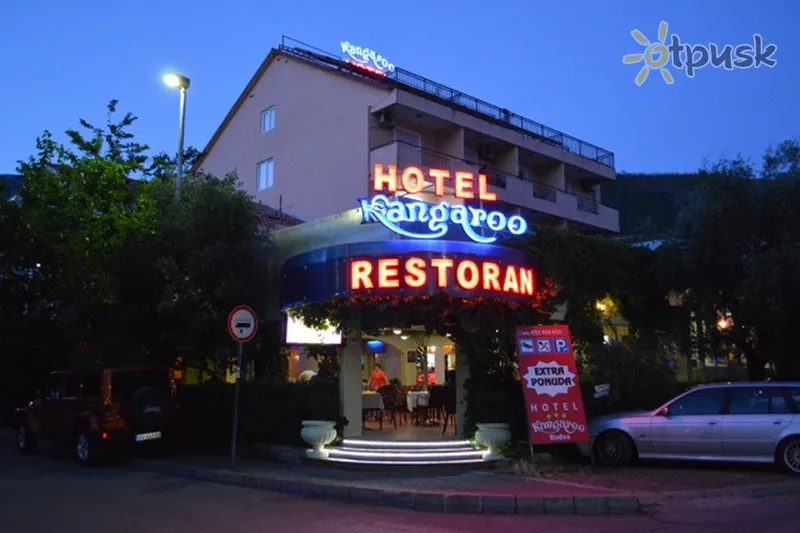 Фото отеля Kangaroo Hotel 3* Будва Чорногорія екстер'єр та басейни
