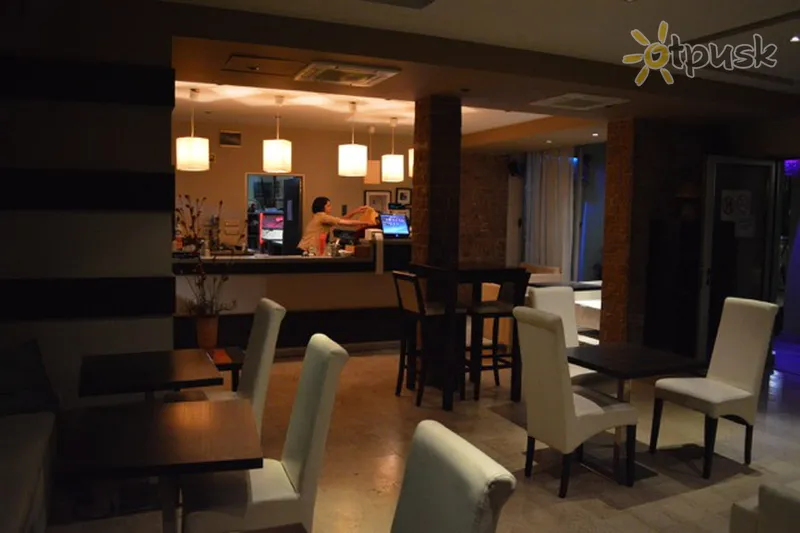 Фото отеля Kangaroo Hotel 3* Будва Черногория бары и рестораны