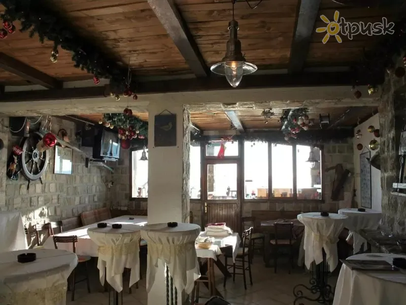 Фото отеля Galija Villa 3* Petrovac Melnkalne bāri un restorāni