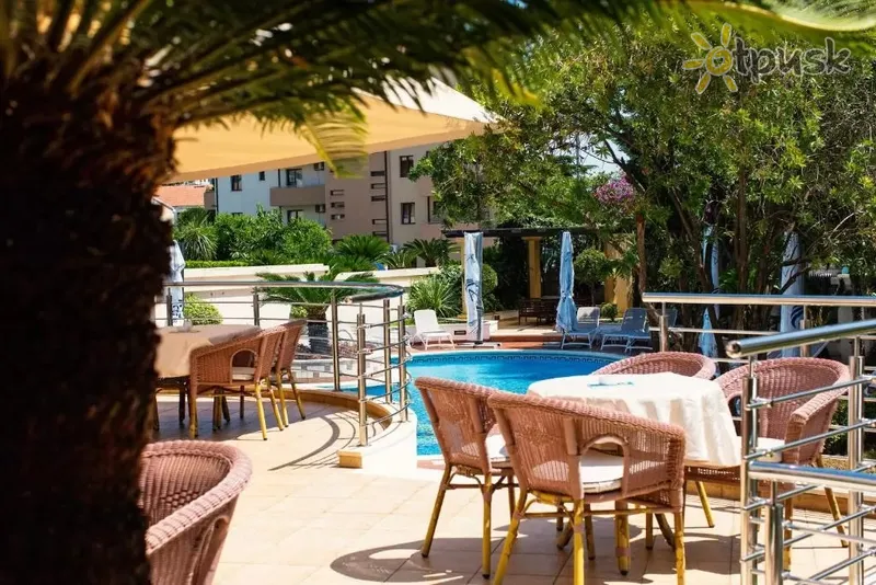 Фото отеля Max Prestige Hotel 4* Будва Черногория экстерьер и бассейны