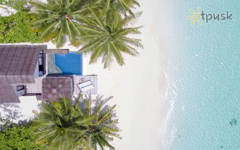 Фото отеля Bandos Maldives 4* Šiaurės Malės atolas Maldyvai išorė ir baseinai