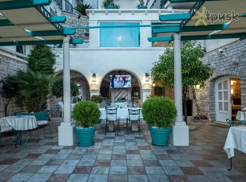 Фото отеля Azimut Hotel 4* Св. Стефан Чорногорія бари та ресторани