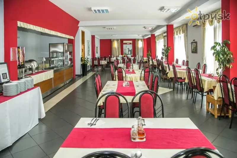 Фото отеля Sidro Hotel 3* Бар Чорногорія бари та ресторани