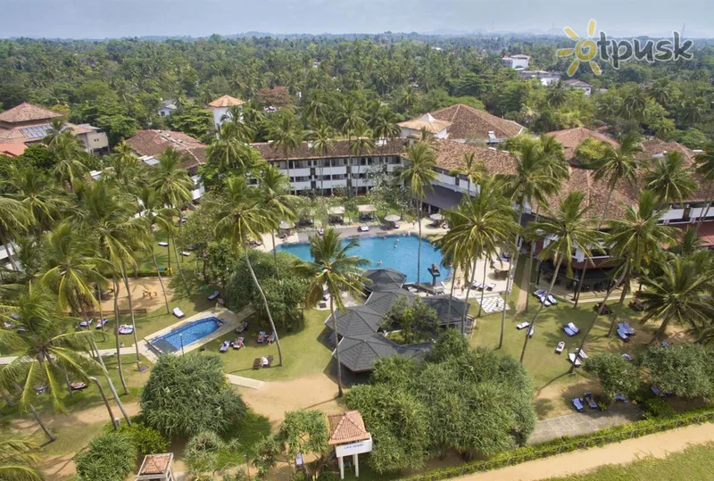 Фото отеля Tangerine Beach Hotel 4* Калутара Шри-Ланка экстерьер и бассейны