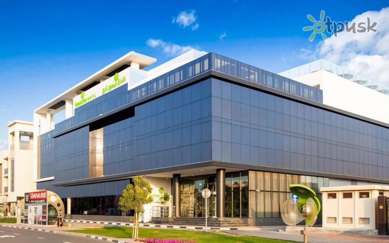 Фото отеля Lemon Tree Hotel Dubai 3* Дубай ОАЭ экстерьер и бассейны