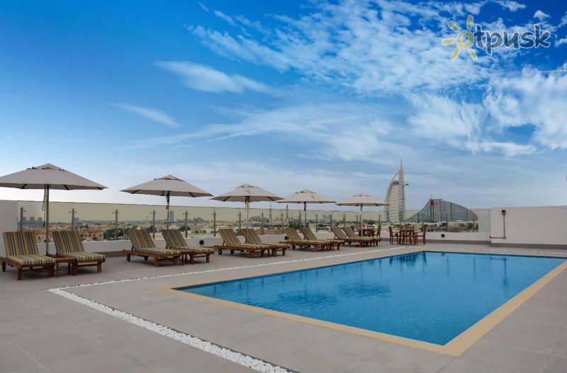 Фото отеля Lemon Tree Hotel Dubai 3* Дубай ОАЭ экстерьер и бассейны