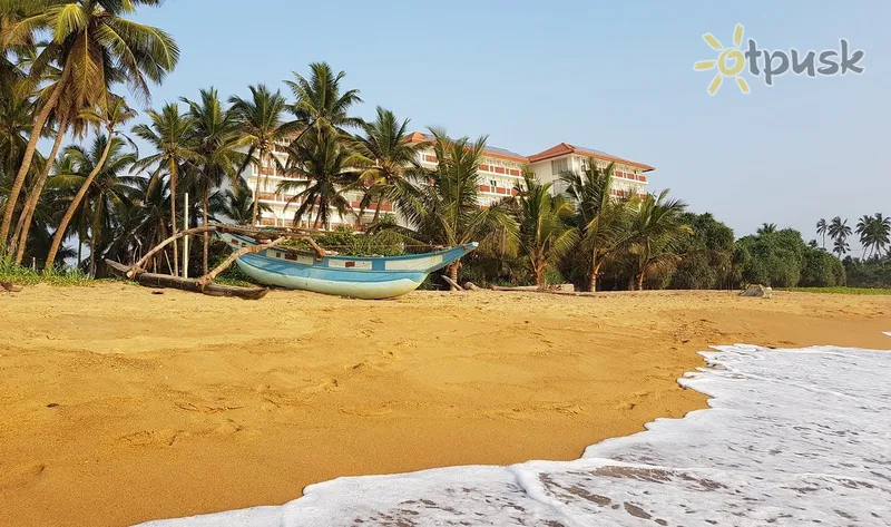 Фото отеля Turyaa Kalutara 4* Калутара Шри-Ланка пляж