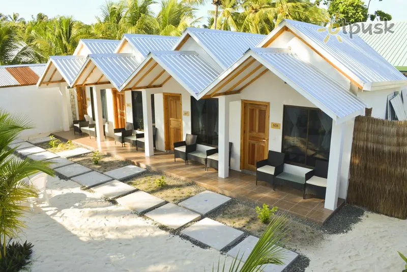 Фото отеля Holiday Cottage 3* Ари (Алифу) Атолл Мальдивы экстерьер и бассейны