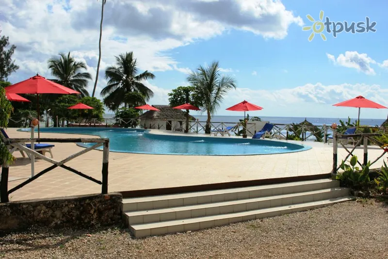 Фото отеля Coconut Tree Village Beach Resort 3* Марумби Танзания экстерьер и бассейны