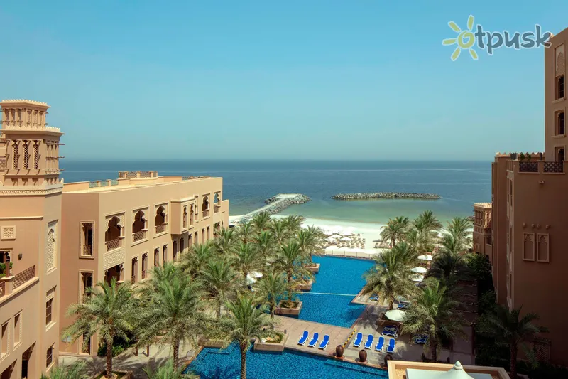 Фото отеля Sheraton Sharjah Beach Resort & Spa 5* Шарджа ОАЕ екстер'єр та басейни