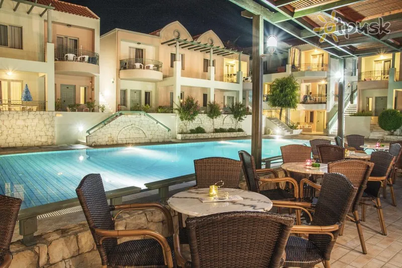 Фото отеля Lotus Hotel Apartments 4* о. Крит – Ханья Греція бари та ресторани