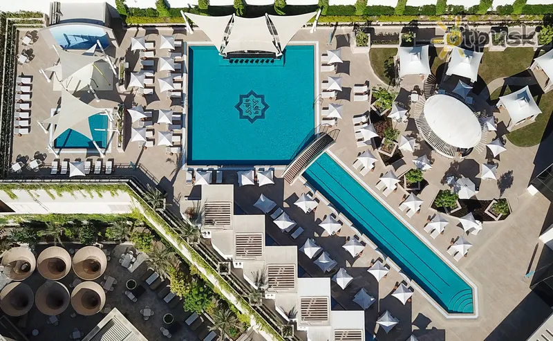 Фото отеля Sofitel Dubai The Obelisk 5* Дубай ОАЕ екстер'єр та басейни