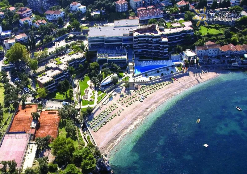 Фото отеля Podlicak 4* Przno Juodkalnija išorė ir baseinai