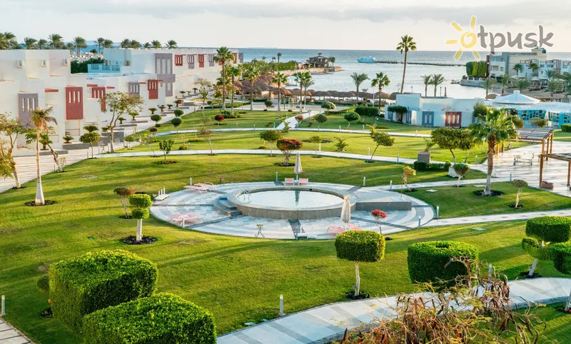 Фото отеля Sunrise Grand Select Crystal Bay 5* Hurgada Ēģipte ārpuse un baseini