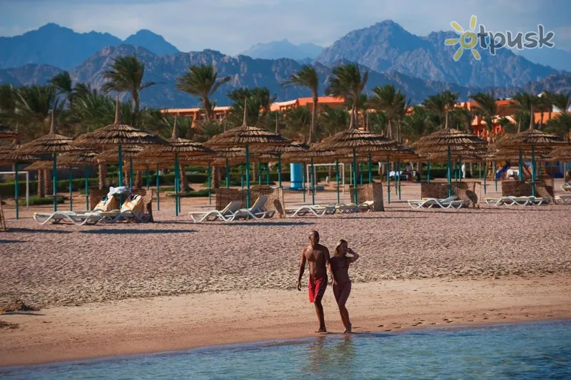Фото отеля Amwaj Oyoun Resort & Spa 5* Шарм ель шейх Єгипет пляж