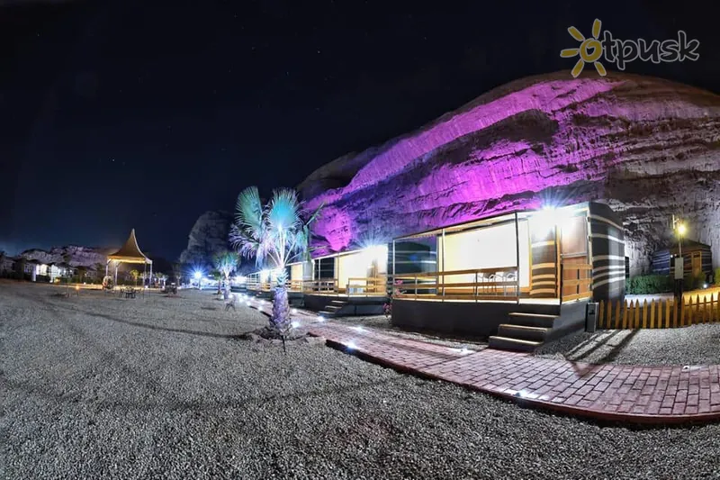 Фото отеля Rum Oasis Luxury Camp 2* Вади-Рам Иордания экстерьер и бассейны