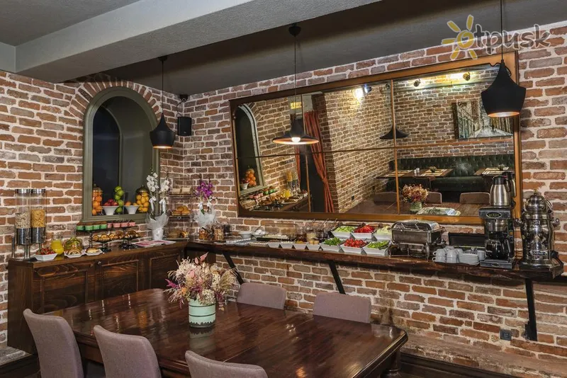 Фото отеля Meroddi Galata Mansion 4* Stambula Turcija bāri un restorāni